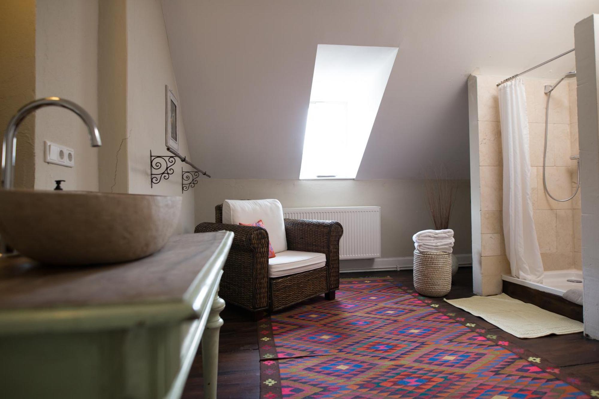 Liegen;schaft Guesthouse Oestrich-Winkel Zimmer foto