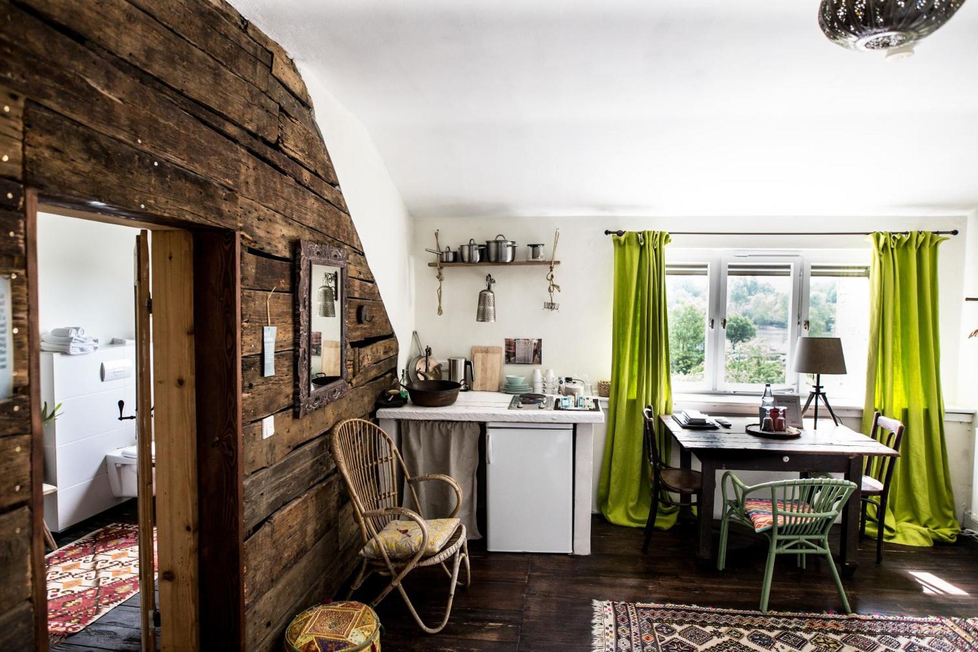Liegen;schaft Guesthouse Oestrich-Winkel Zimmer foto